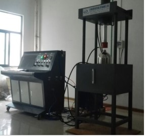 高低溫試驗機日常養護及性能特點有哪些